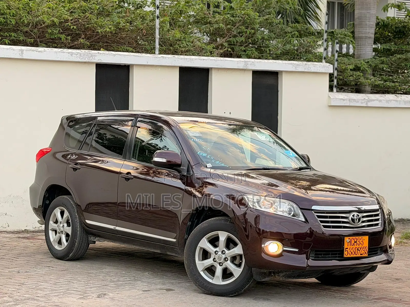 Toyota Vanguard 2013 Maroon