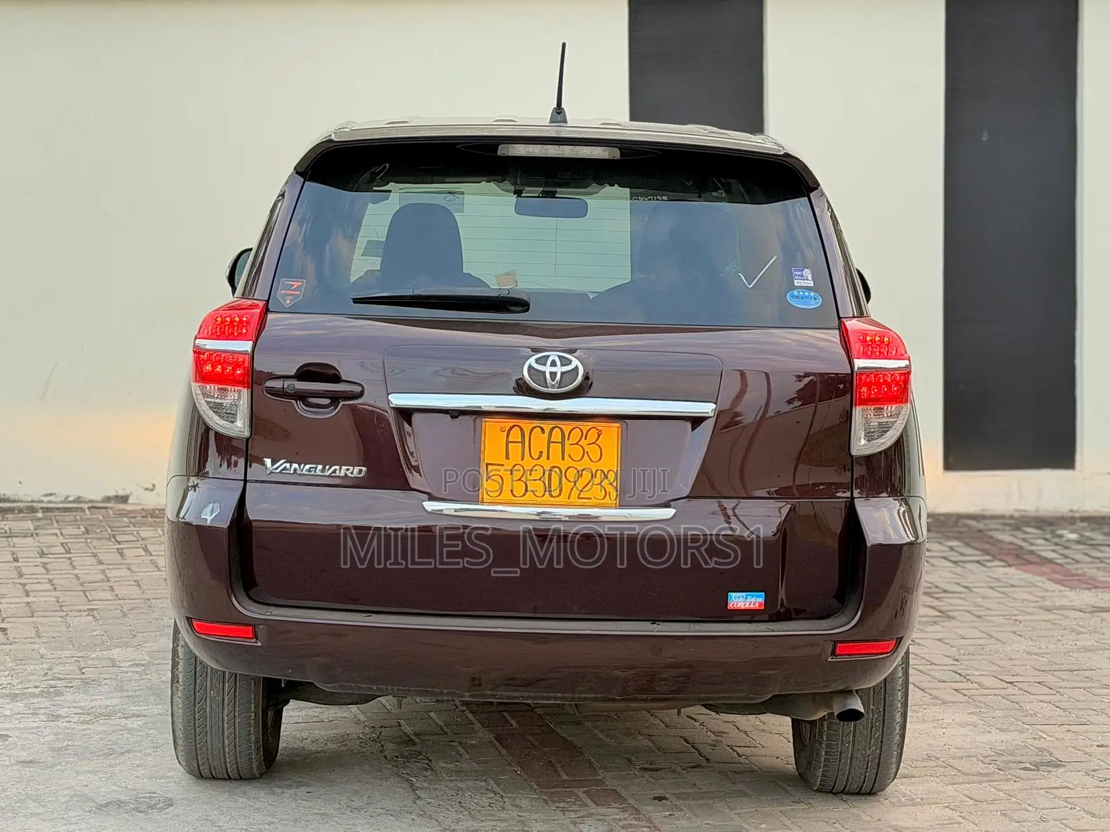 Toyota Vanguard 2013 Maroon