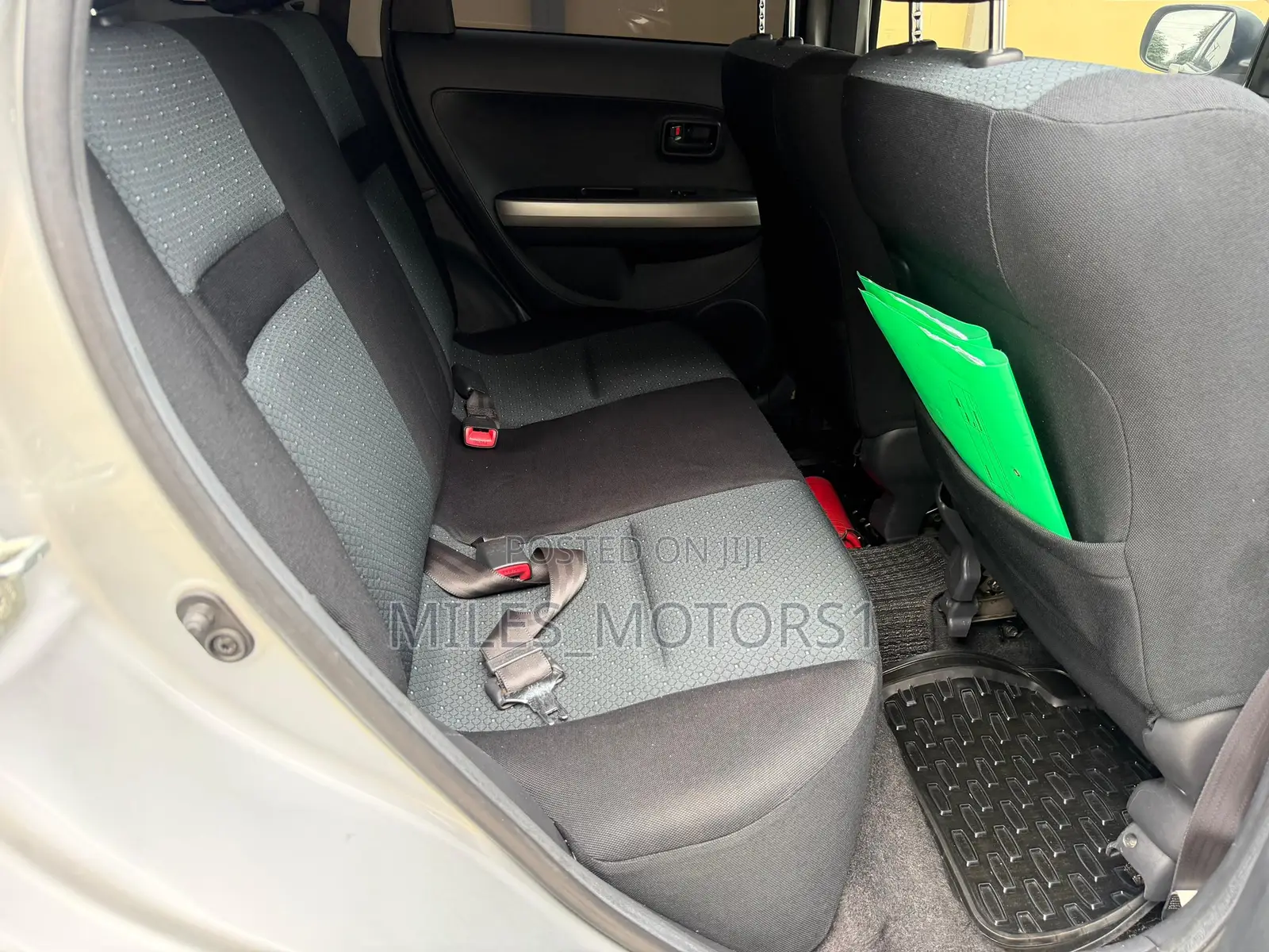 Toyota IST 2006 Silver