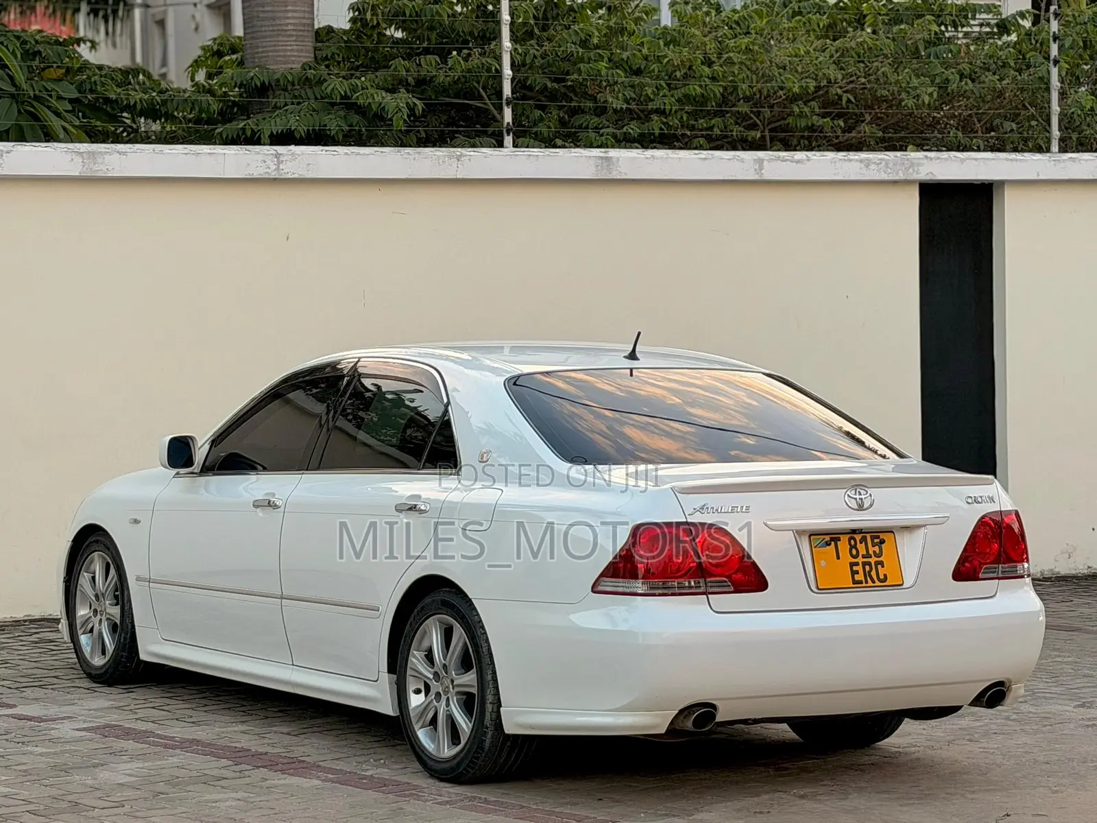 Toyota Crown 2005 White