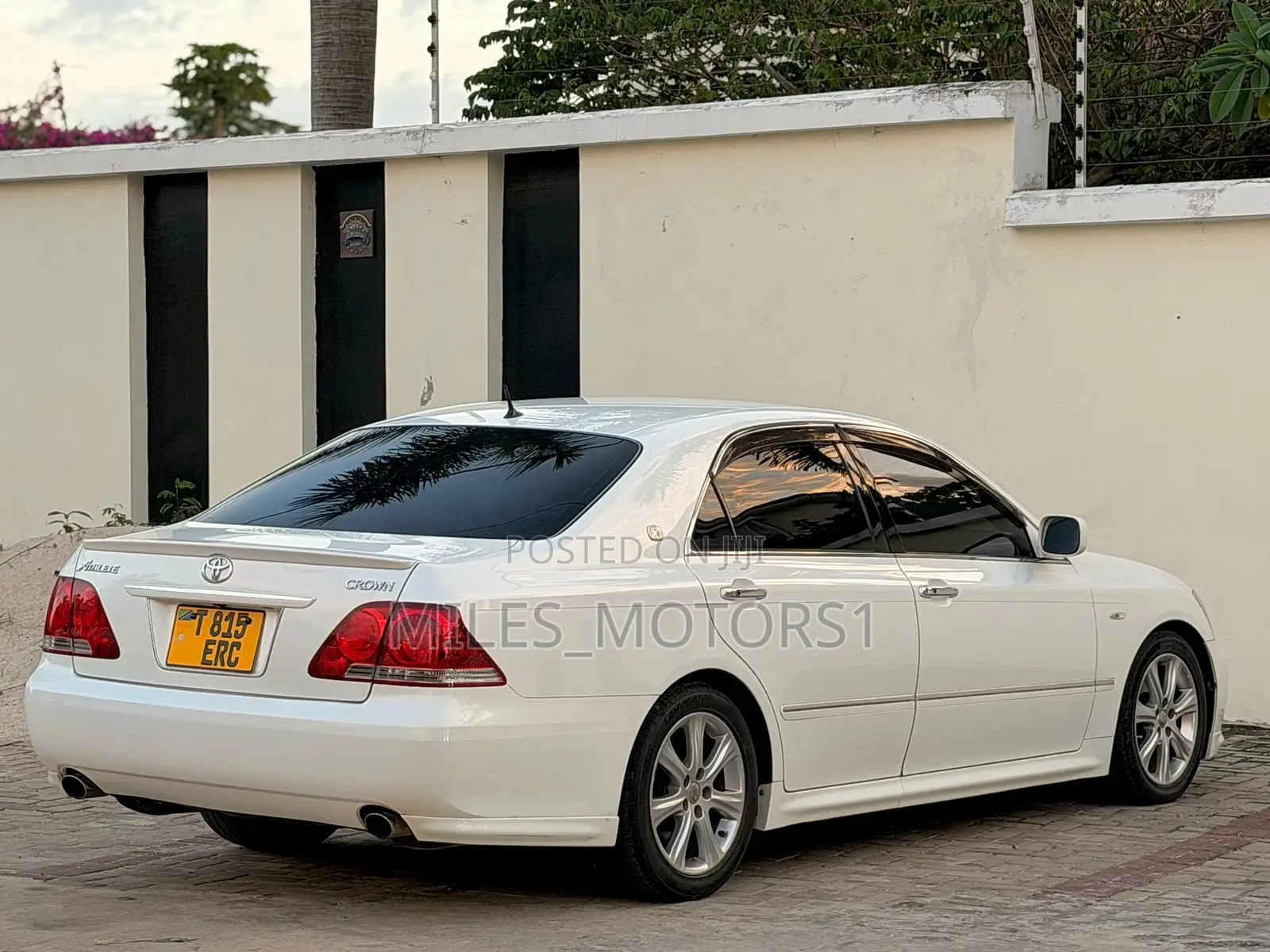Toyota Crown 2005 White