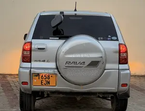 Toyota RAV4 2005 Silver