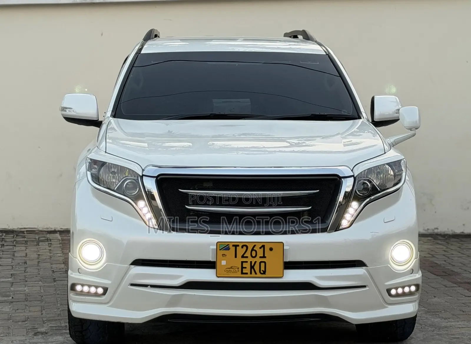 Toyota Land Cruiser Prado 2016 White