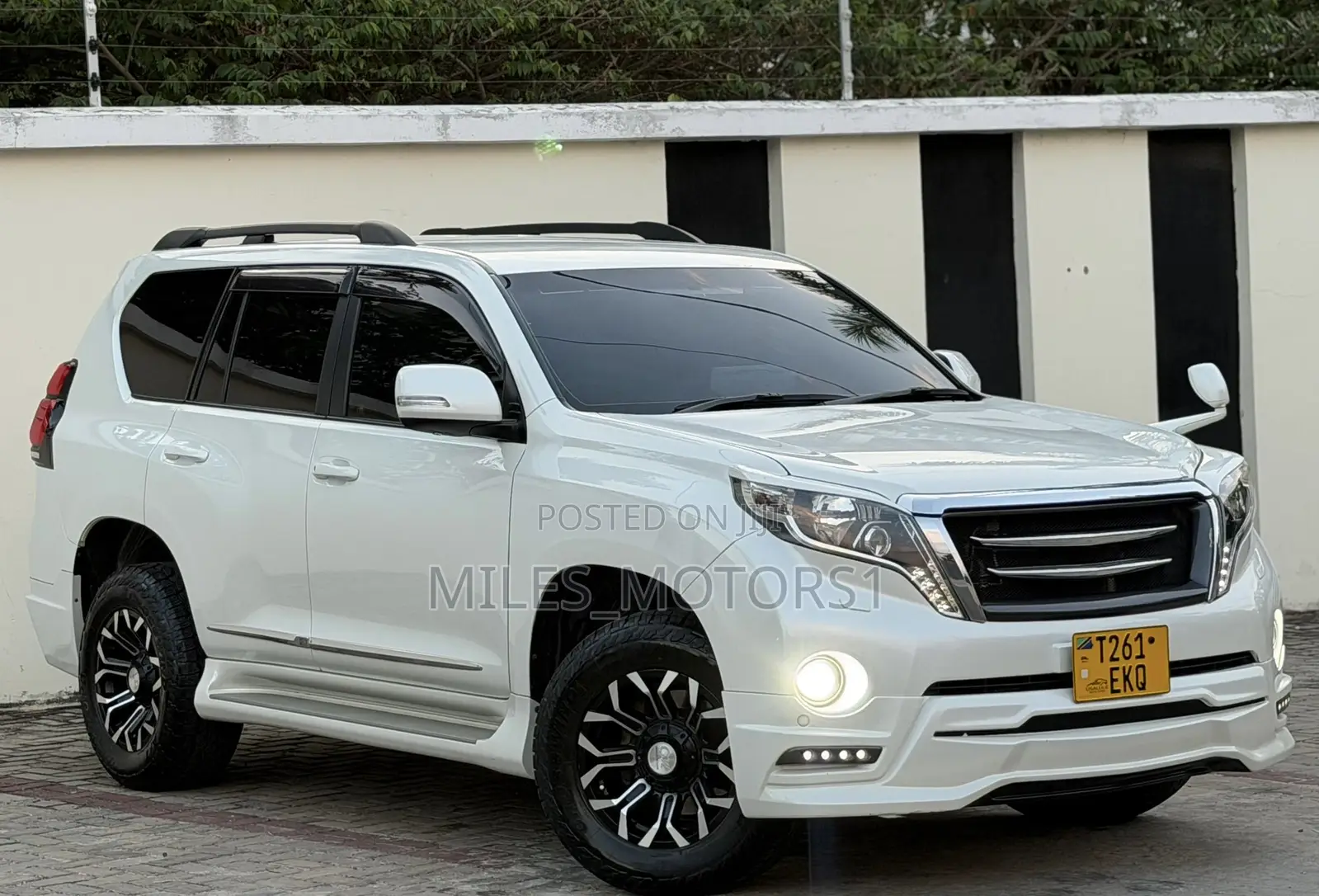 Toyota Land Cruiser Prado 2016 White