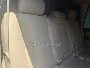 Toyota Land Cruiser 2006 Silver
