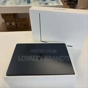 New Laptop Apple MacBook Air 2025 M4 16GB Apple M4 SSD 512GB