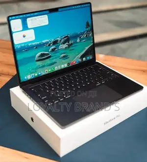 New Laptop Apple MacBook Pro 2025 M5 24GB Apple M5 SSD 1T