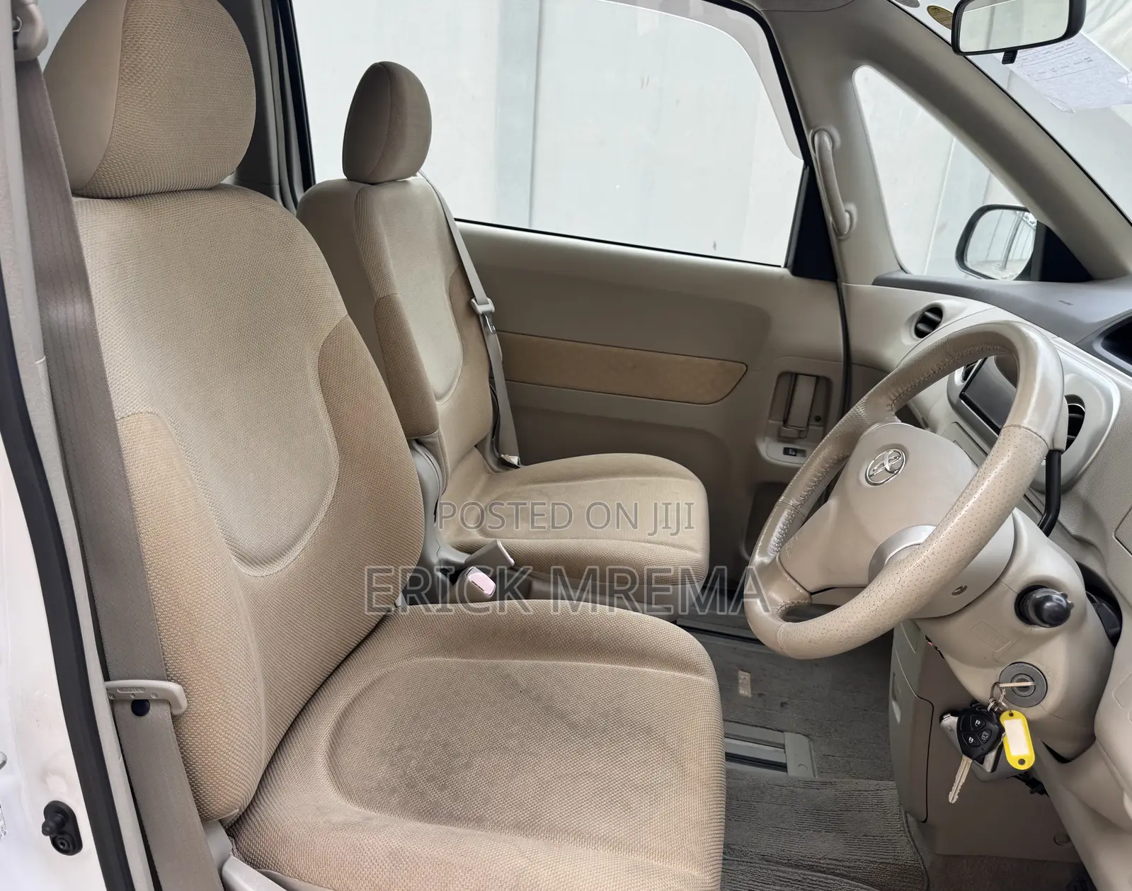 Toyota Porte 2008 White