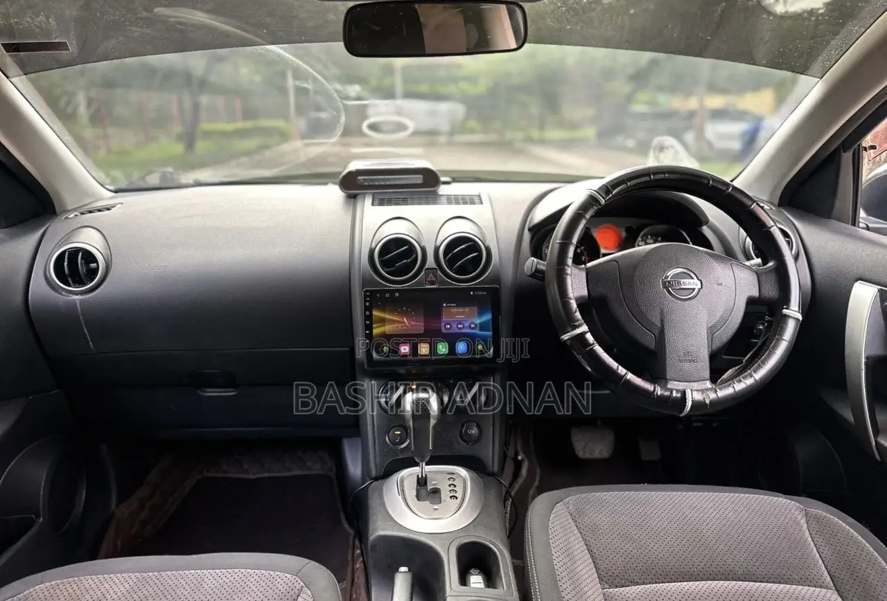 Nissan Dualis 2011 Black