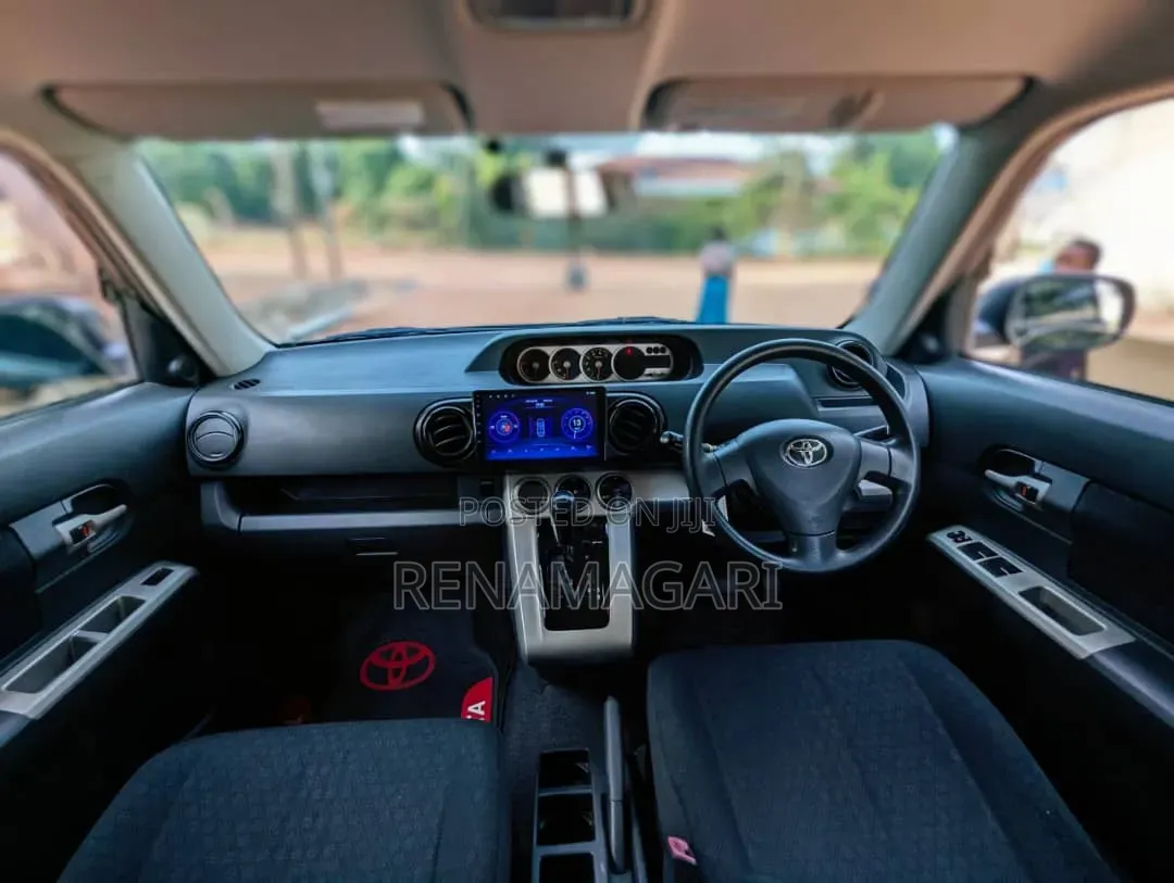 Toyota Corolla Rumion 2012 Black