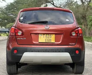 Nissan Dualis 2010 Orange