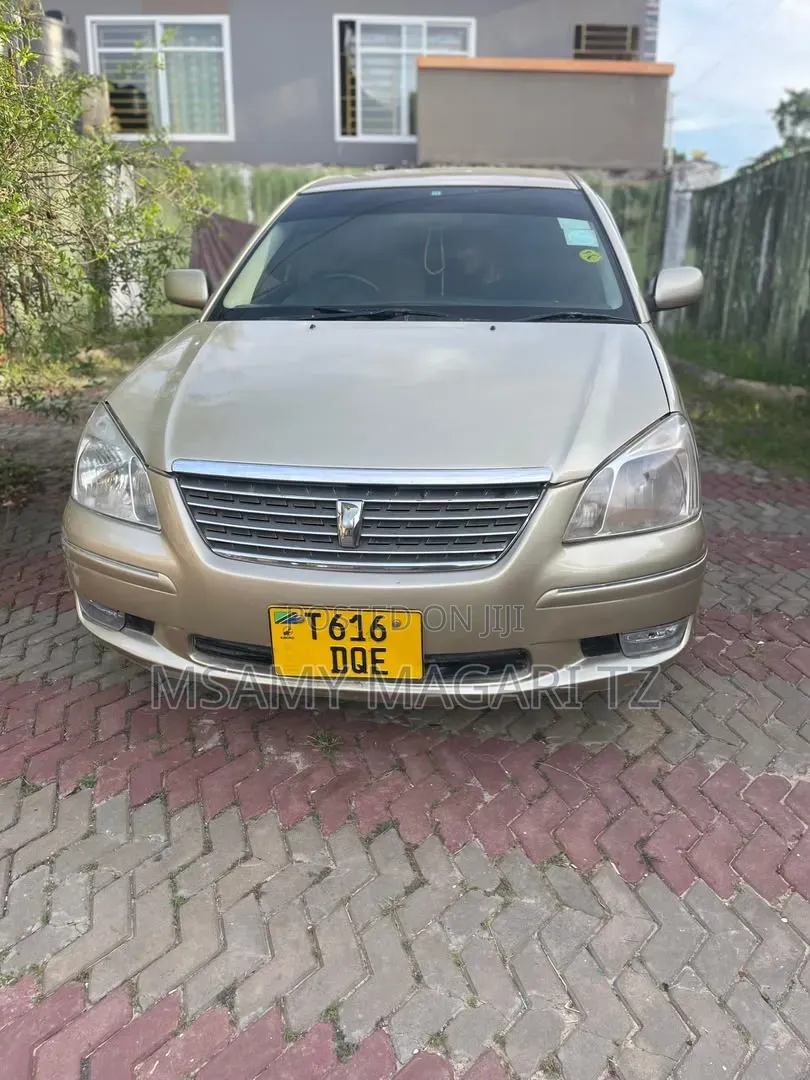 Toyota Premio 2003 Gold
