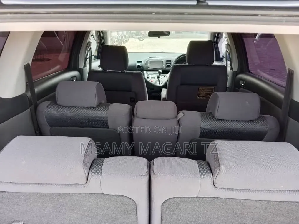 Toyota Wish 2003 Gray