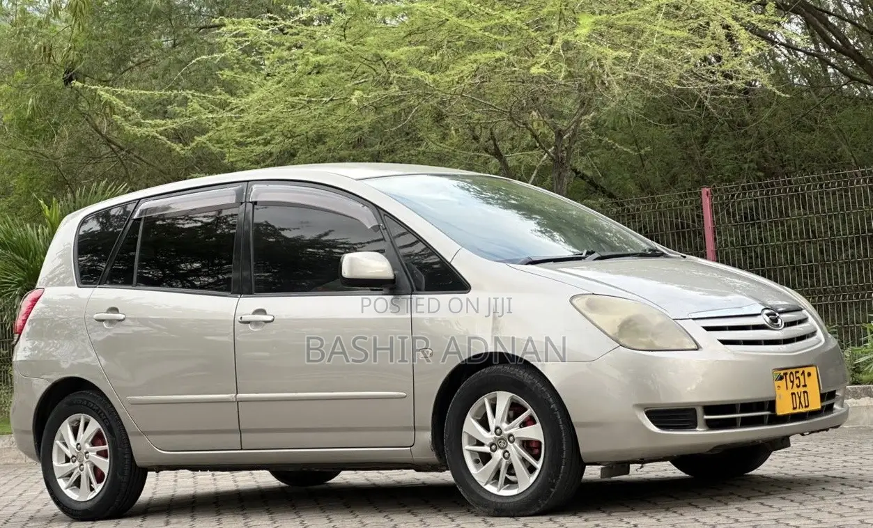 Toyota Corolla Spacio 1.5 X 2004 Silver