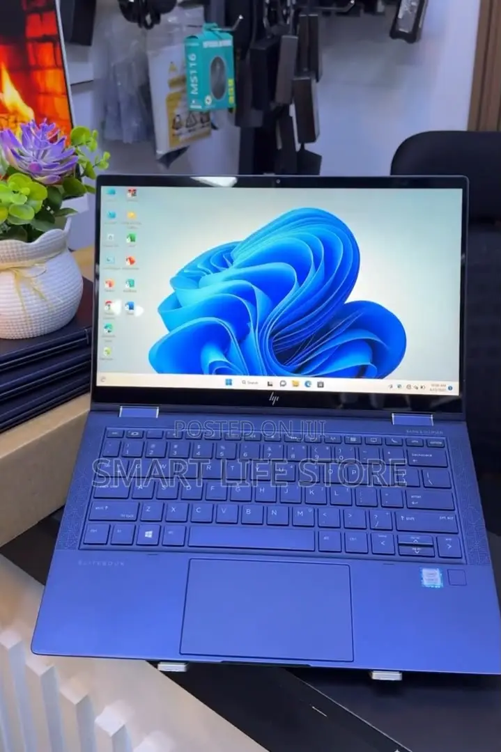 New Laptop HP Elite Dragonfly G4 8GB Intel Core i5 SSD 256GB