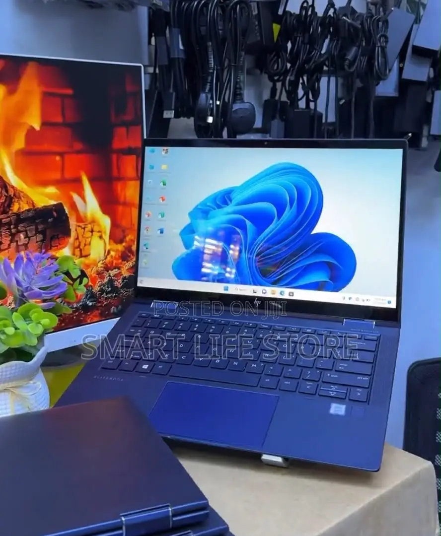 New Laptop HP Elite Dragonfly G4 8GB Intel Core i5 SSD 256GB