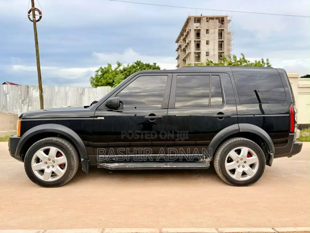 Land Rover Discovery 2010 Black