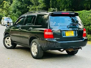 Toyota Kluger 2004 Black