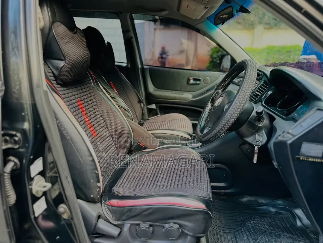 Toyota Kluger 2004 Black