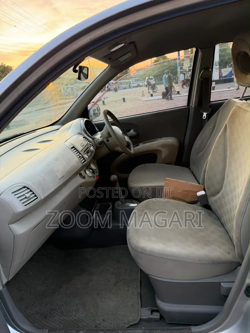 Nissan March 2010 Beige