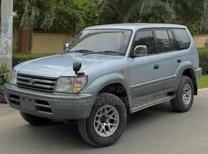 Toyota Land Cruiser Prado 1997 Gray
