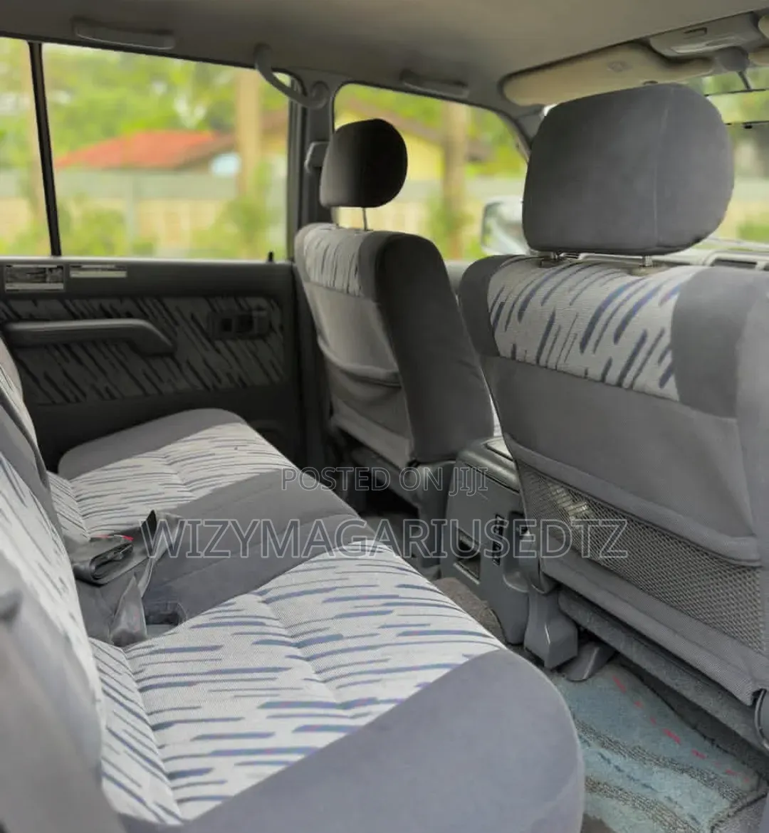 Toyota Land Cruiser Prado 1997 Gray