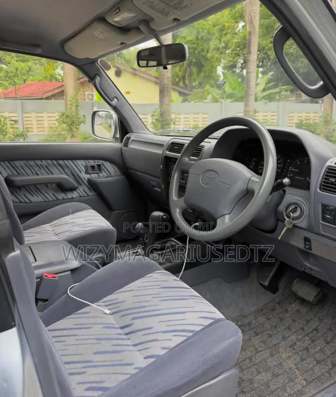 Toyota Land Cruiser Prado 1997 Gray
