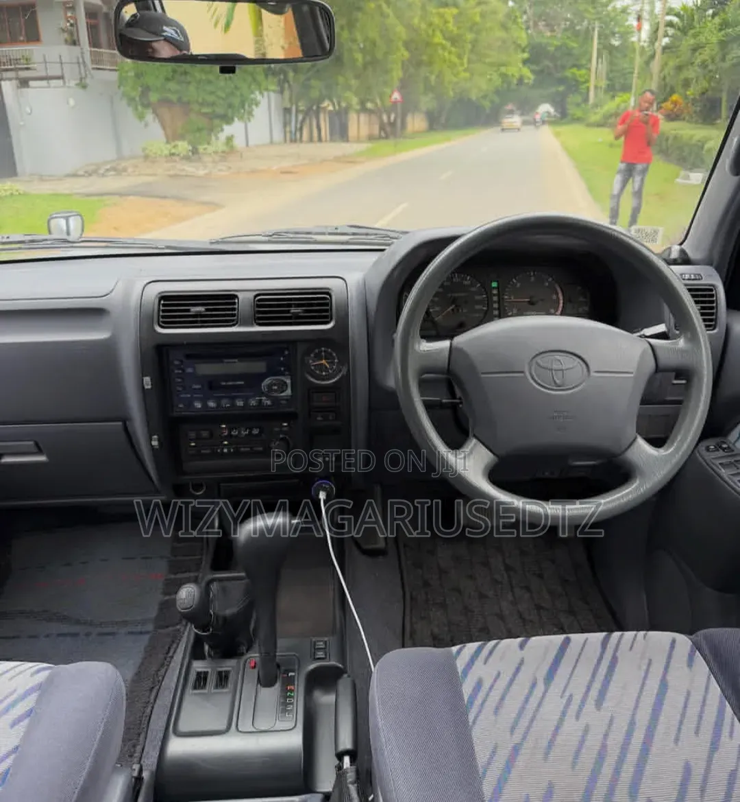 Toyota Land Cruiser Prado 1997 Gray
