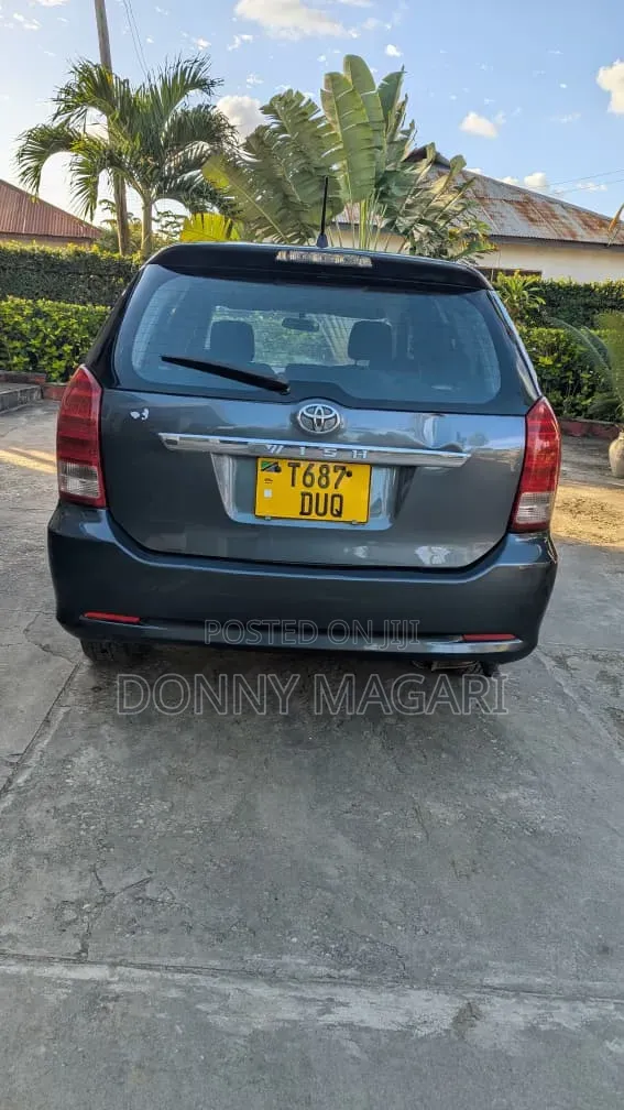 Toyota Wish 2007 Gray