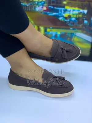 Dadas Shoes