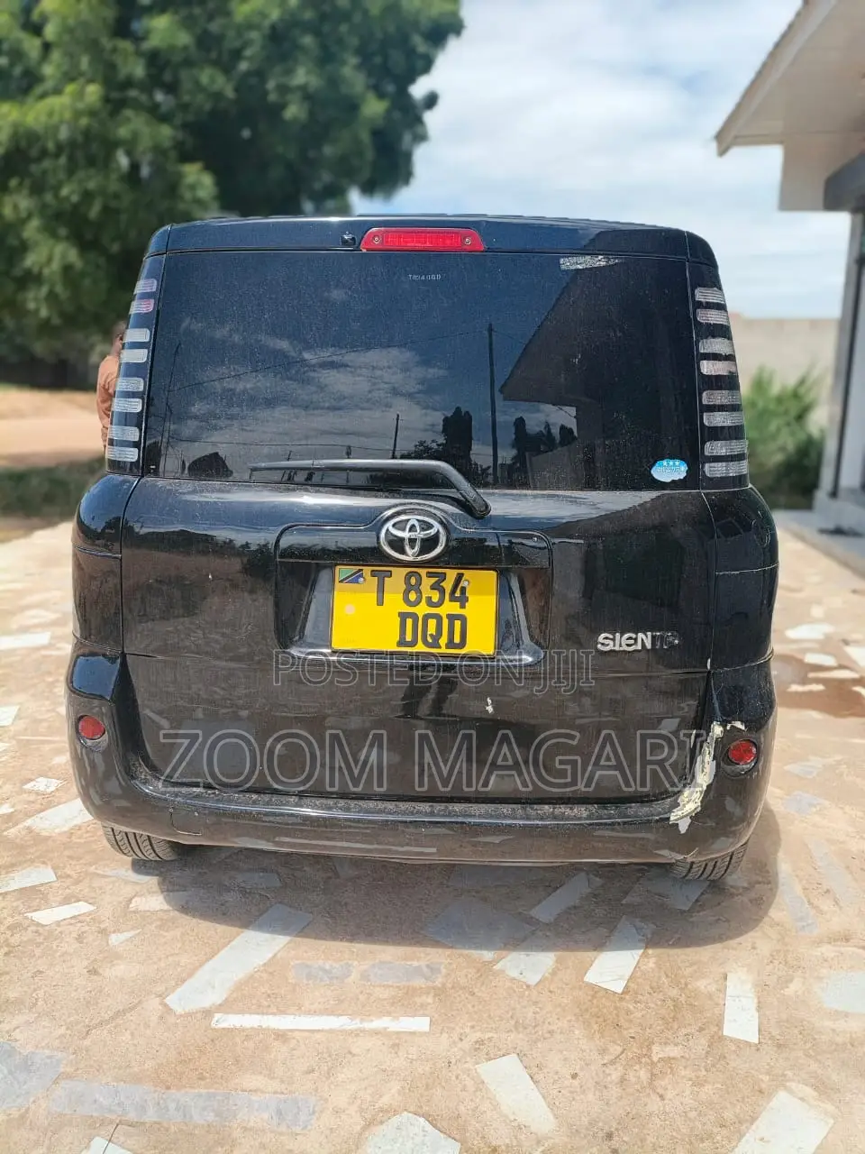 Toyota Sienta 2006 Black