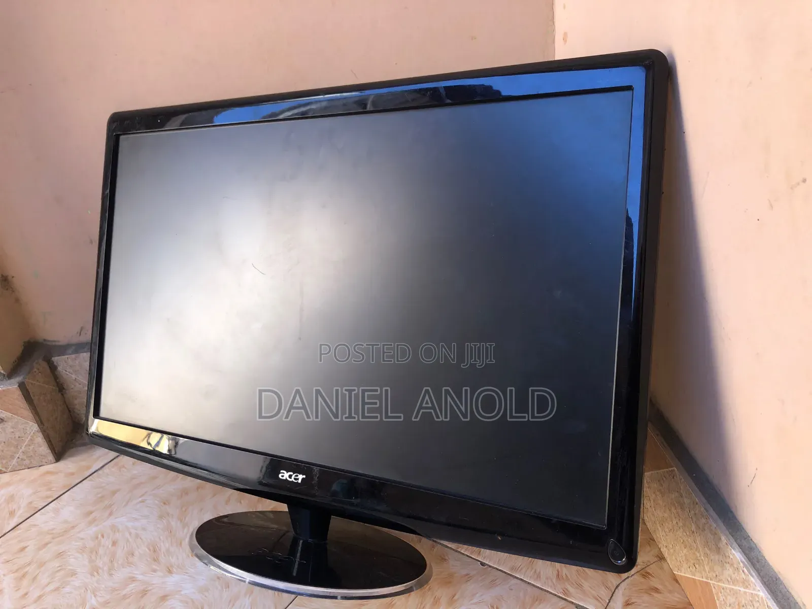 Monitor Inch 27 inches Kioo Kizuri Sana OgChenye Mwanga Wa Kutosha