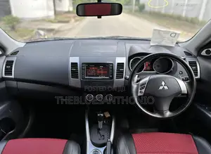 Mitsubishi Outlander 2009 Gold
