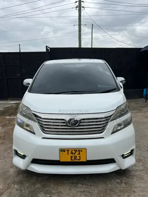 Toyota Alphard 2.4 Petrol FWD 2010 White