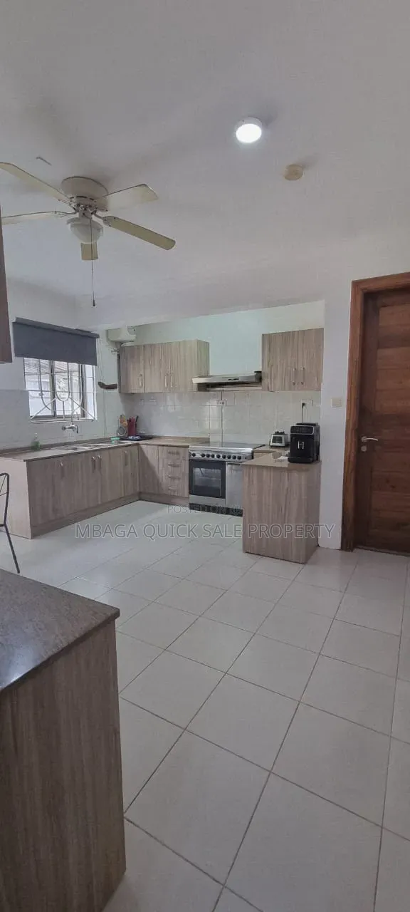 4bdrm House in Masaki for rent