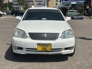 Toyota Mark II 2002 White