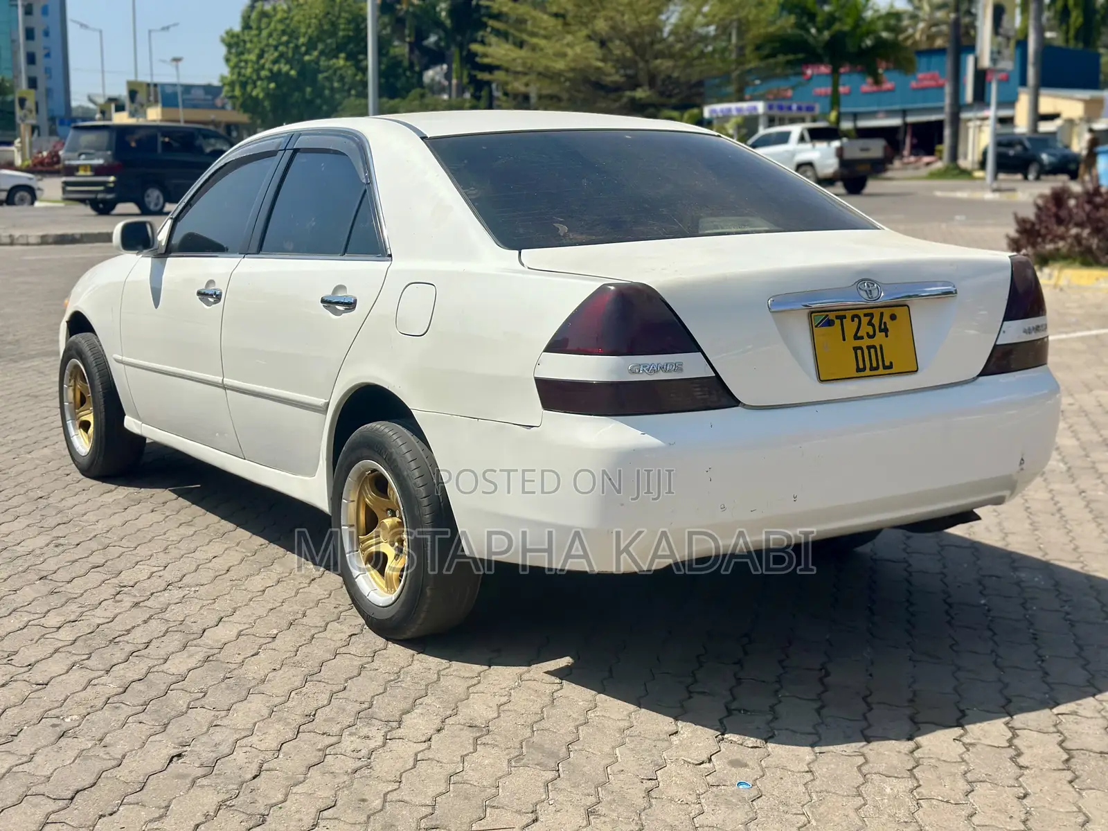 Toyota Mark II 2002 White