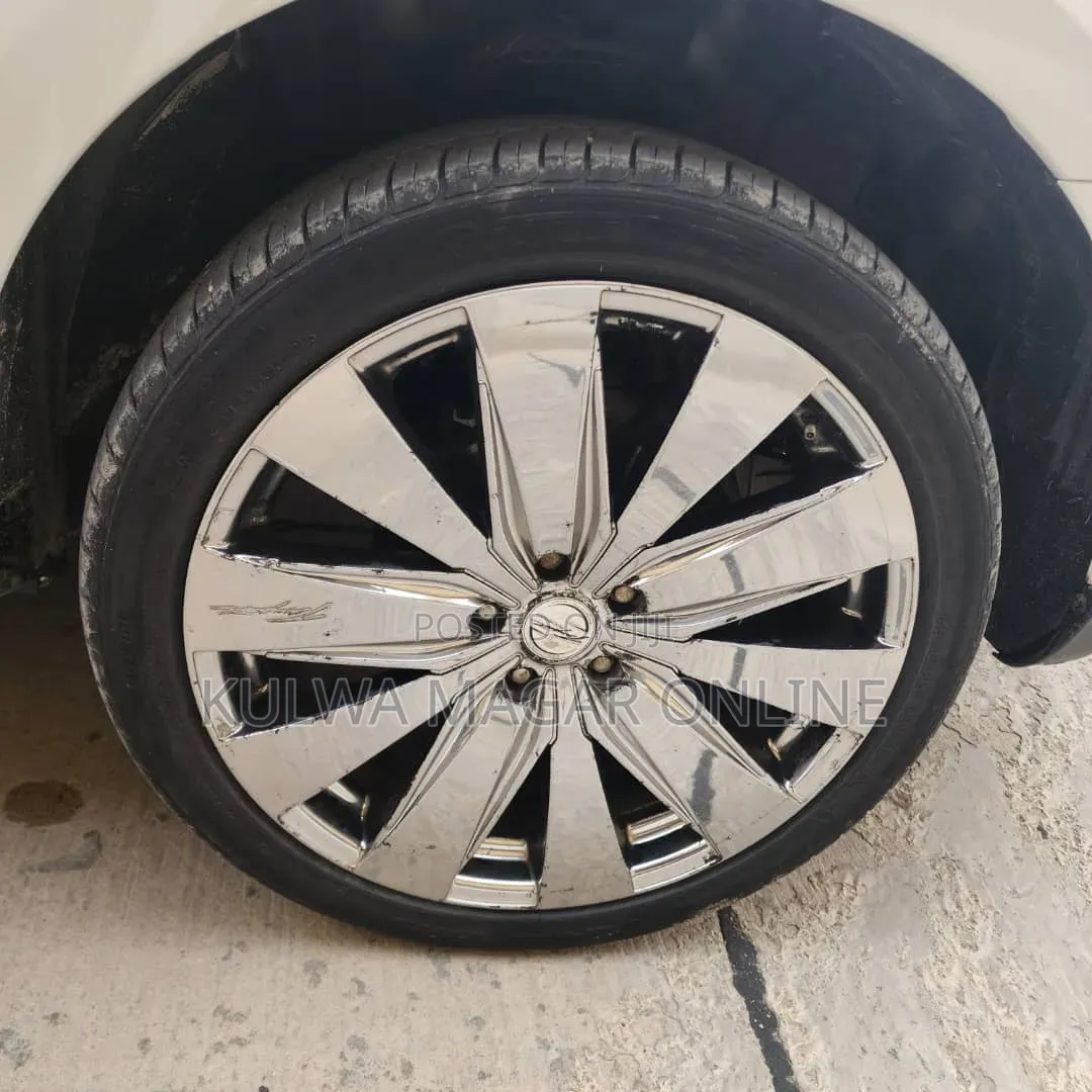 Mitsubishi Outlander 2008 White