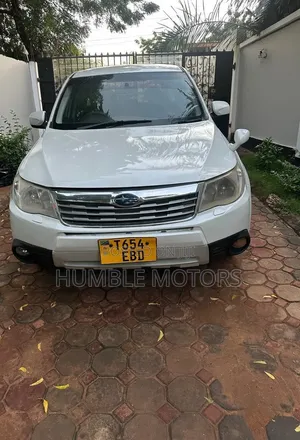 Subaru Forester 2009 White