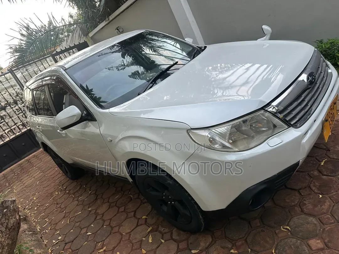 Subaru Forester 2009 White