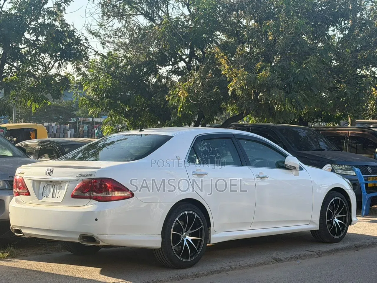 Toyota Crown 2009 White