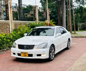 Toyota Crown 2008 White