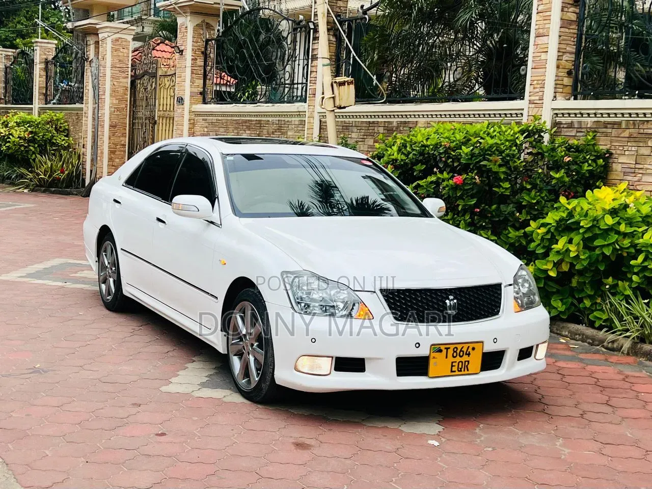 Toyota Crown 2008 White