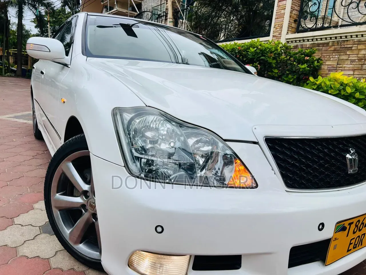 Toyota Crown 2008 White