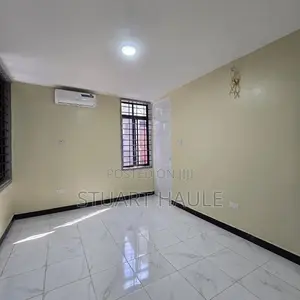 5bdrm Villa in Masaki for rent