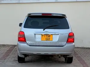 Toyota Kluger 2006 Silver
