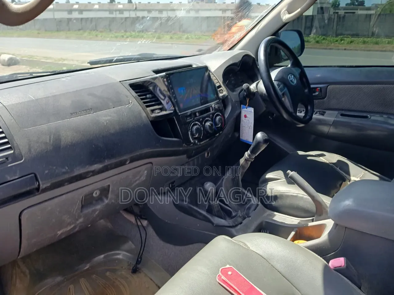 Toyota Hilux 2014 Silver