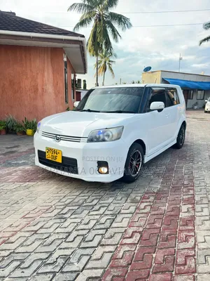 Toyota Corolla Rumion 2009 White