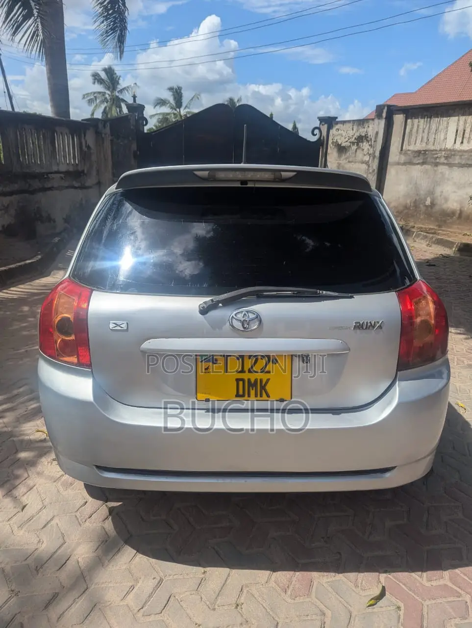 Toyota Corolla RunX 2004 Silver