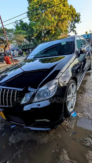 Mercedes-Benz E250 2011 Black